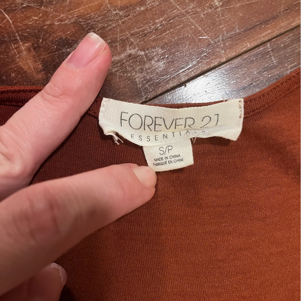 Forever 21 Terracotta Sleeveless Top - Picture 2 of 2